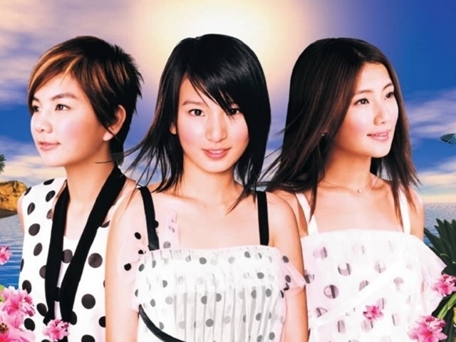 人气组合SHE 5511)