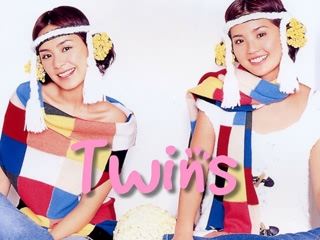 青春组合TWINS（蔡卓妍、钟欣桐） 5641)