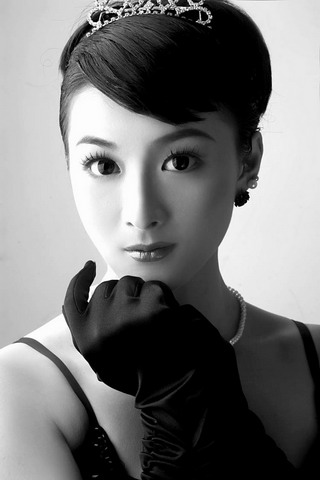 黑色风格气质美女iPhone4壁纸 7251)