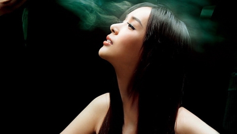 变性美人河利秀-极品清晰 8126)