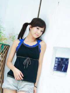 网络人气美少女“果子”生活写真 8322)