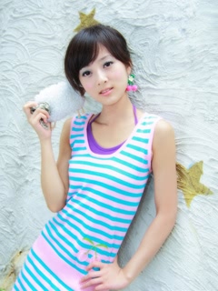 网络人气美少女“果子”生活写真 8340)