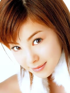 亚洲美女明星壁纸 8974)