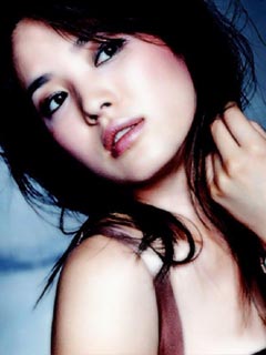 亚洲美女明星壁纸 8968)