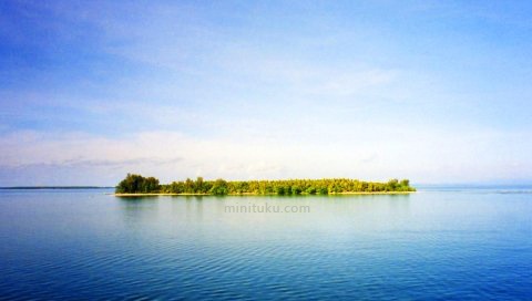 碧水蓝天海中孤岛美景图 16713)