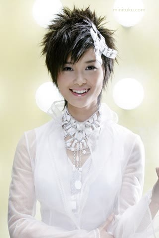 精选李宇春iPhone4壁纸 21404)