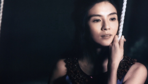 女强人杨采妮昔日迷人风采 21652)