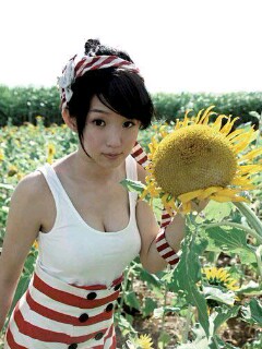童颜巨乳90后台湾美女郭书瑶 23711)